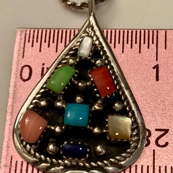 Navajo Necklace/Earrings Set - Picture 10 of 14